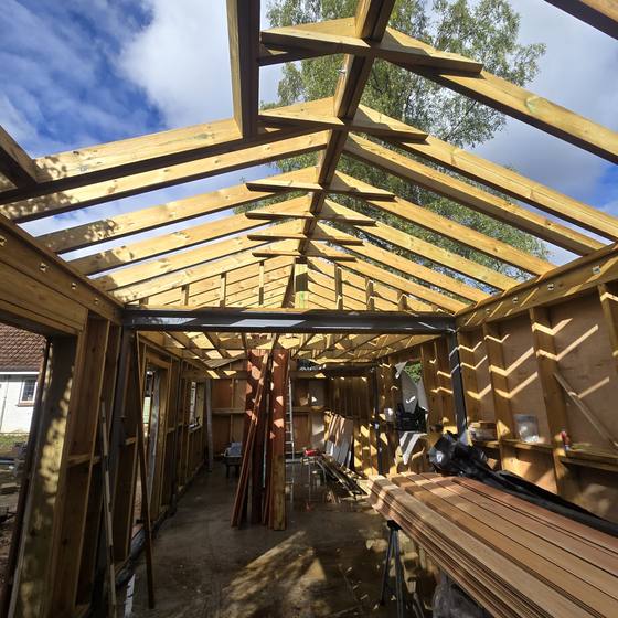Gomshall: Roof timbers and steel