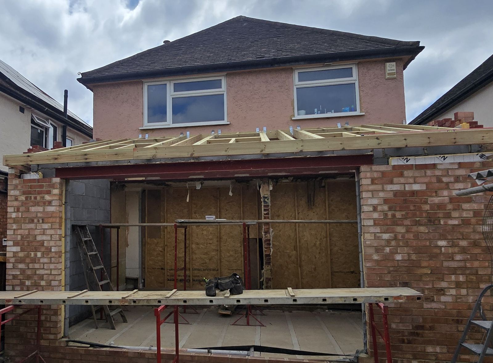 Guildford: Roof joists going on
