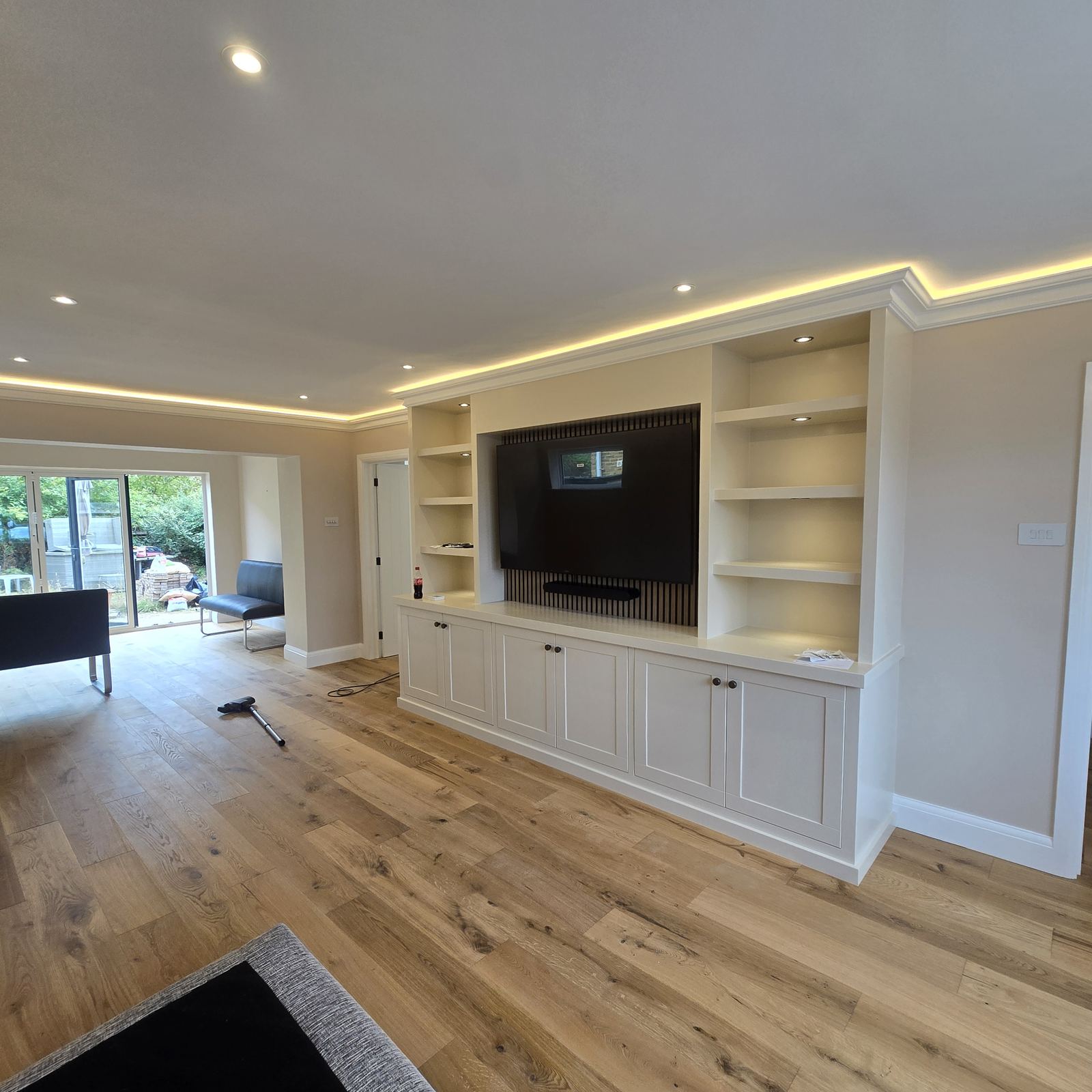 Sunbury-on-Thames: Finished media wall with LED coving